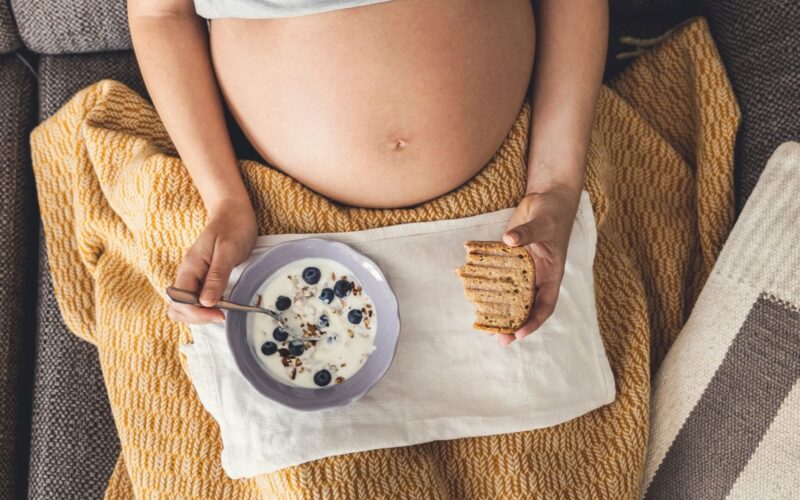 Os Riscos das Dietas Restritivas e Jejum na Gestação