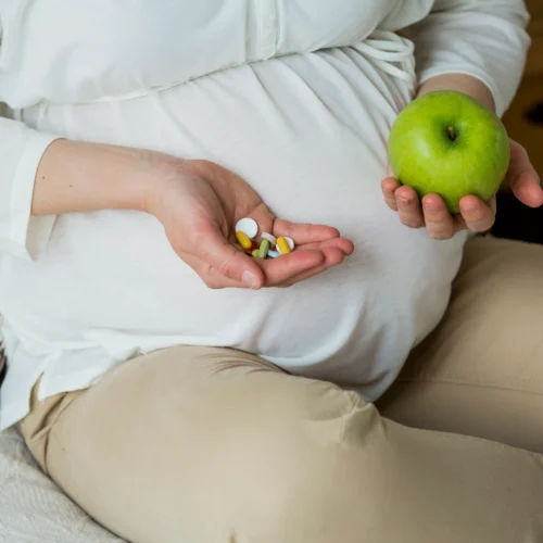 Suplementos vitamínicos e alimentação na gestação