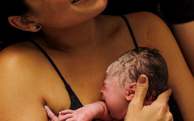 Fase Pós-Parto imediata. O que acontece após o nascimento do bebê?
